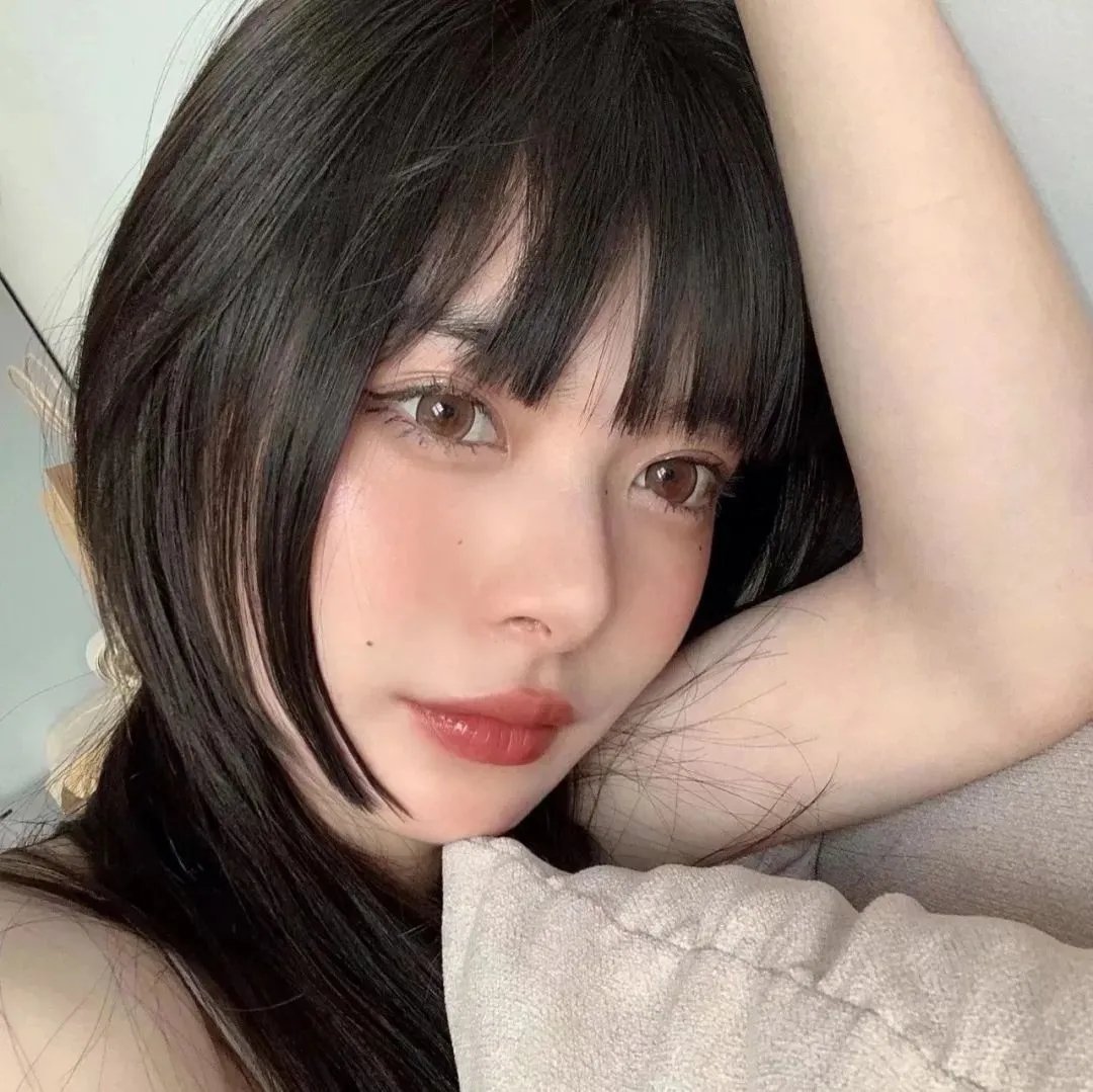 何班主和他的情人